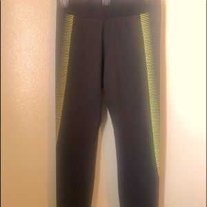 GapFit, medium size, black/green.